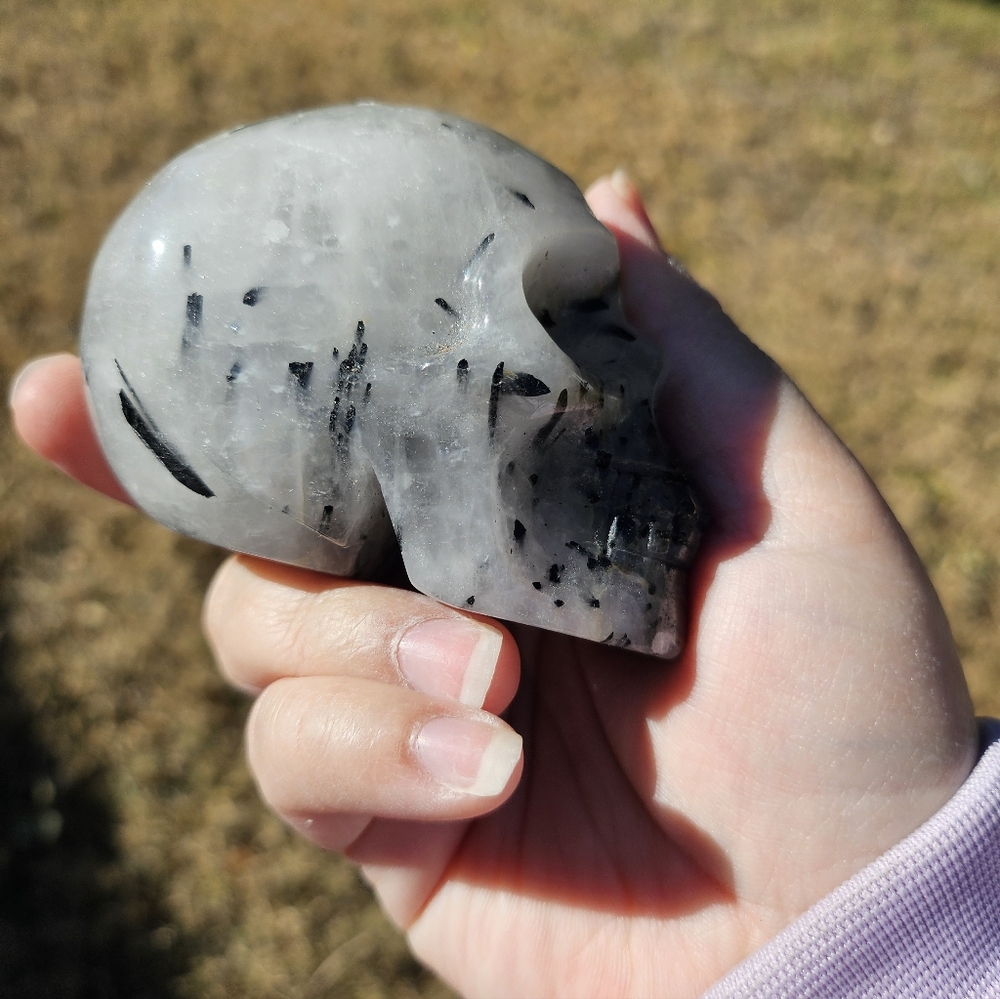 black tourmaline skull 3.3 in - Picture 3 of 6